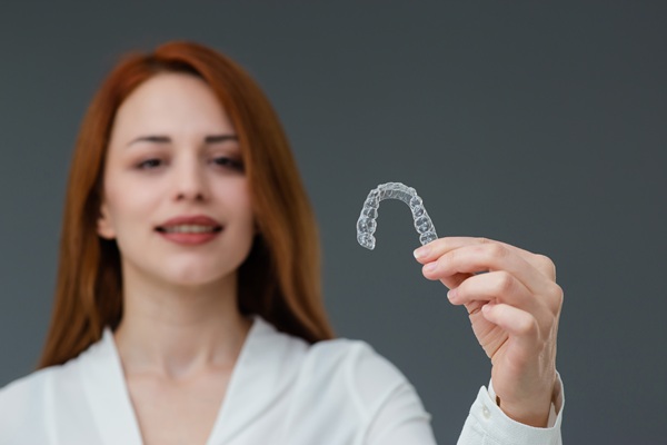 What Happens If You Never Clean Your Teeth When Using Clear Aligners?